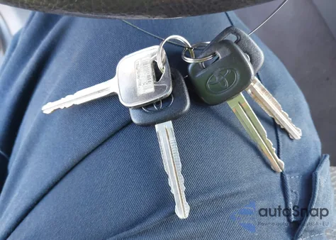 2007 Toyota Tacoma from USA, damaged, VIN 5TETX22N97Z352226